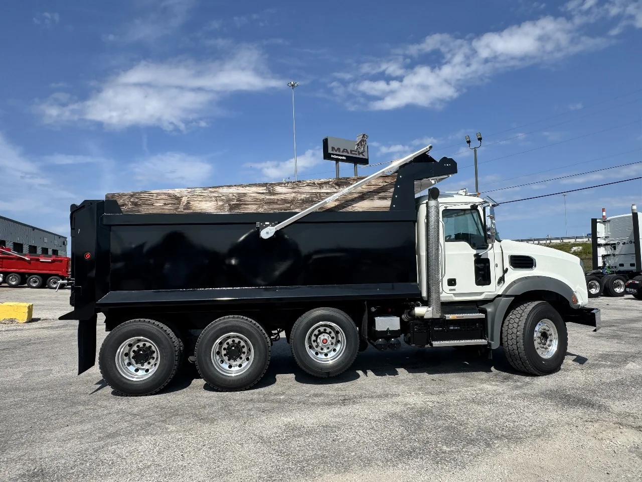 2027 Mack in Indianapolis, IN — photo 12