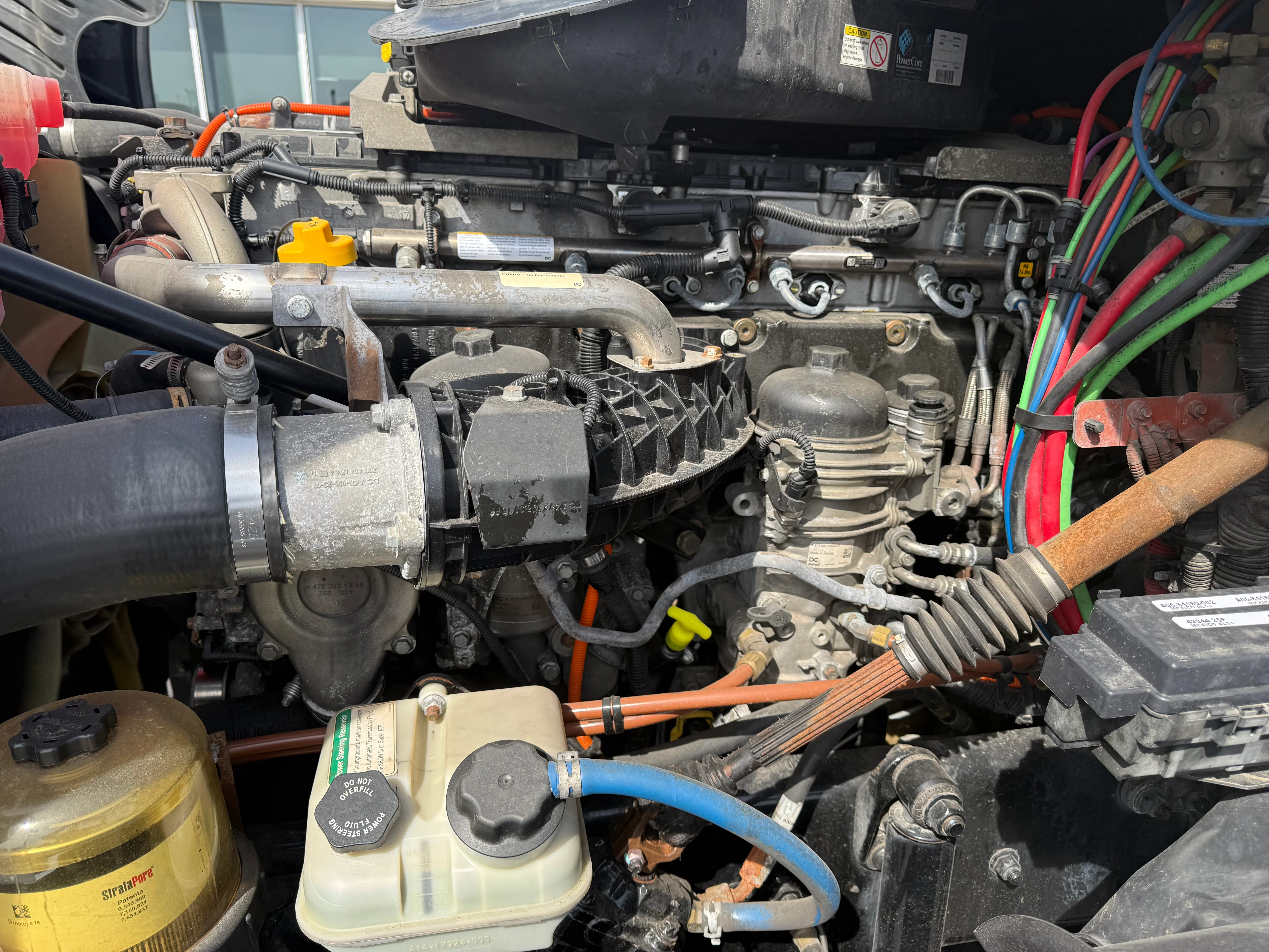 2019 Freightliner Cascadia - image 8