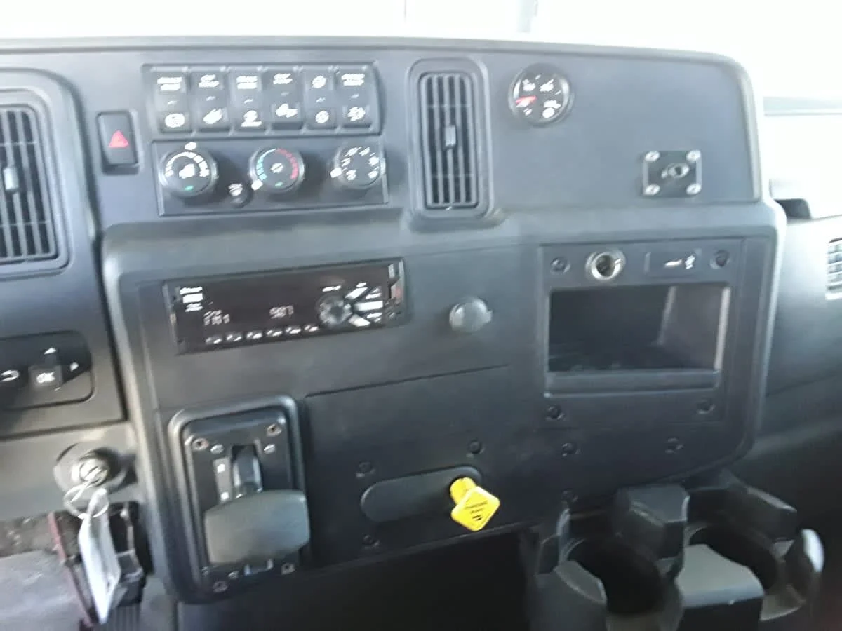 2020 International MV in Hilliard, OH — photo 10