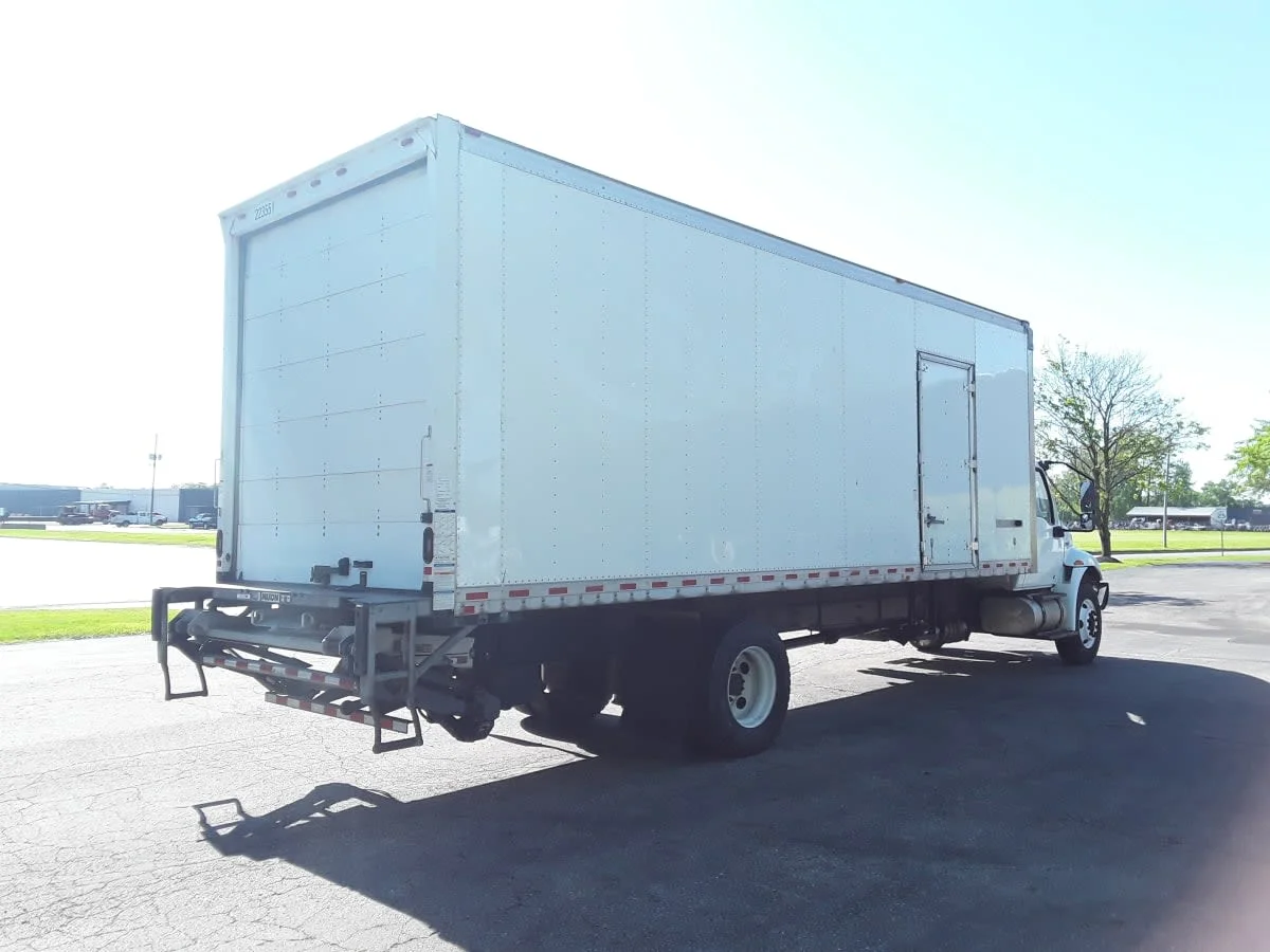 2020 International MV in Hilliard, OH — photo 4