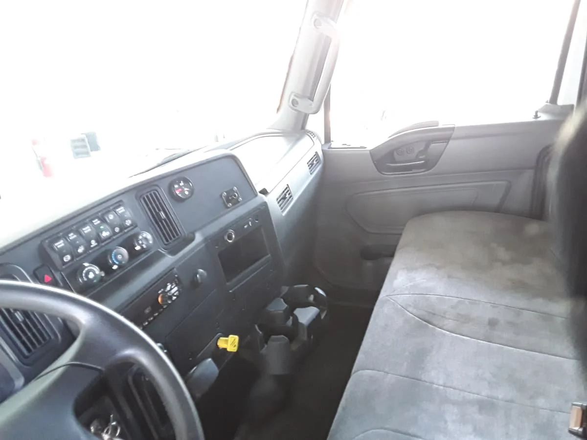 2020 International MV in Hilliard, OH — photo 7