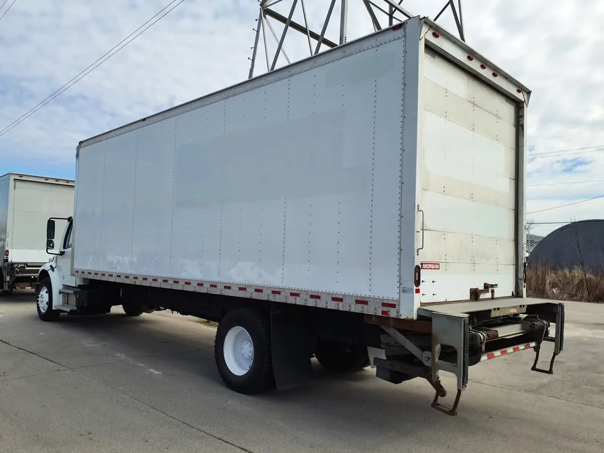 2019 Freightliner M2 106 in Indianapolis, IN — photo 6