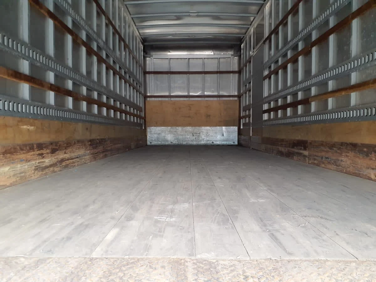 2019 Freightliner M2 106 in Indianapolis, IN — photo 8
