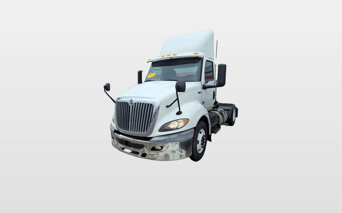 2019 International - image 1