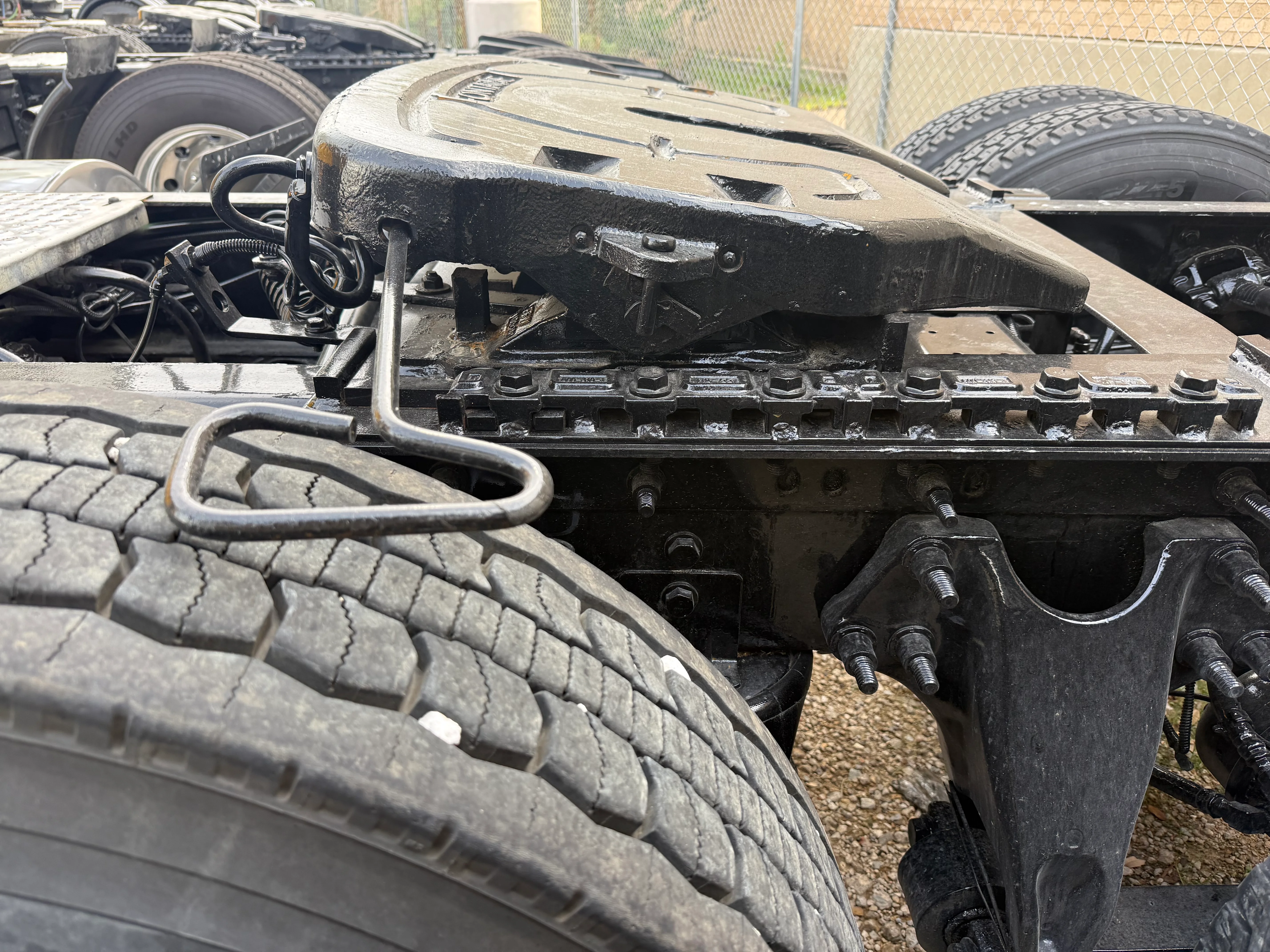 2019 International LT in Dallas Irving Blvd, TX — photo 4