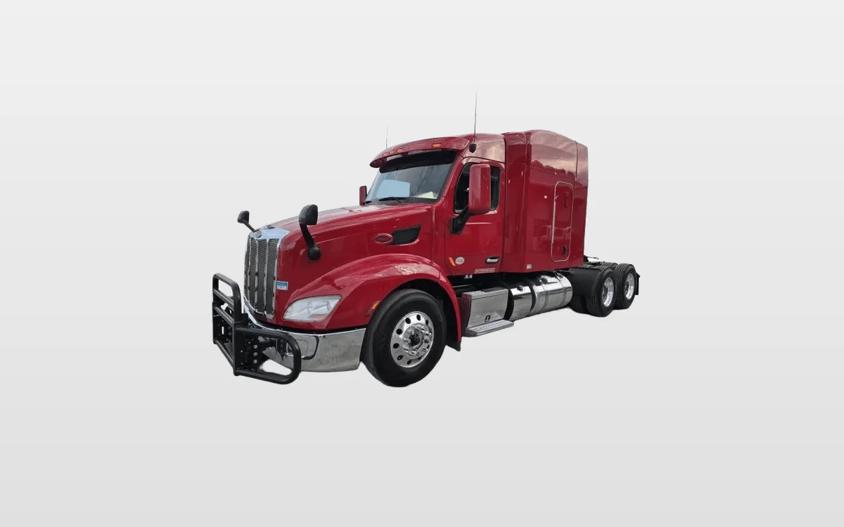 2022 Peterbilt 579 - image 1