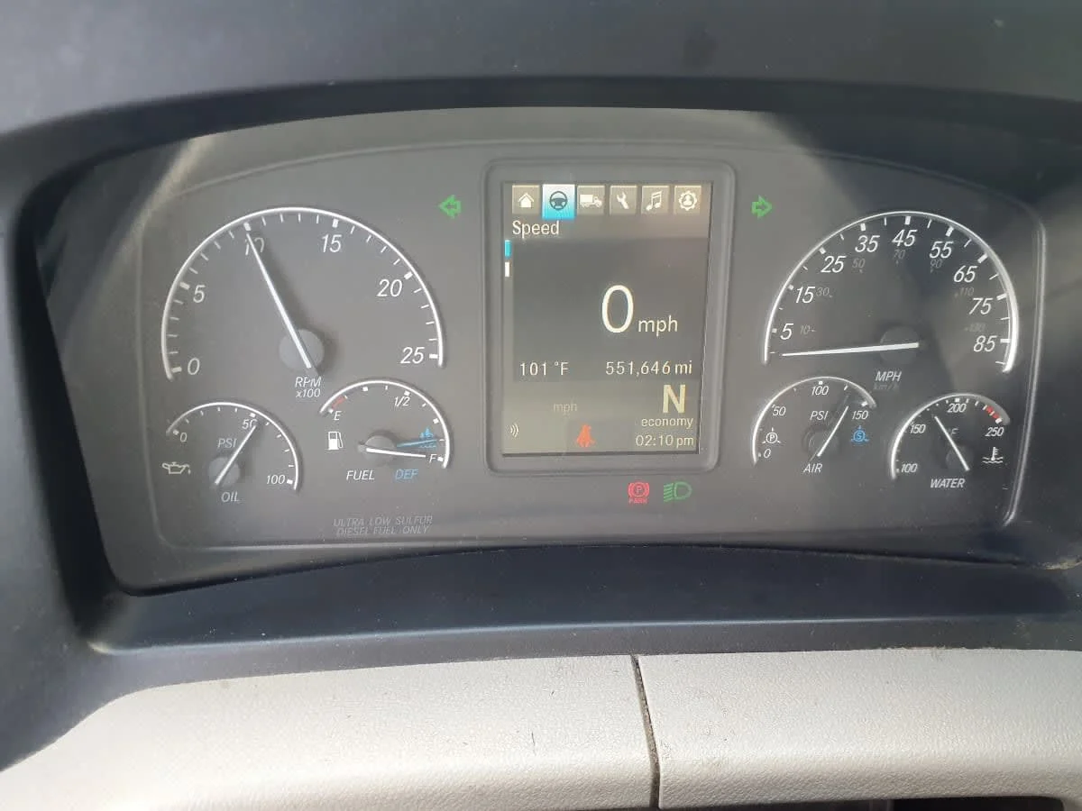 2019 Freightliner Cascadia in Springfield, MA — photo 9