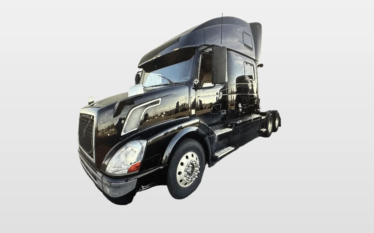 2016 Volvo - image 1