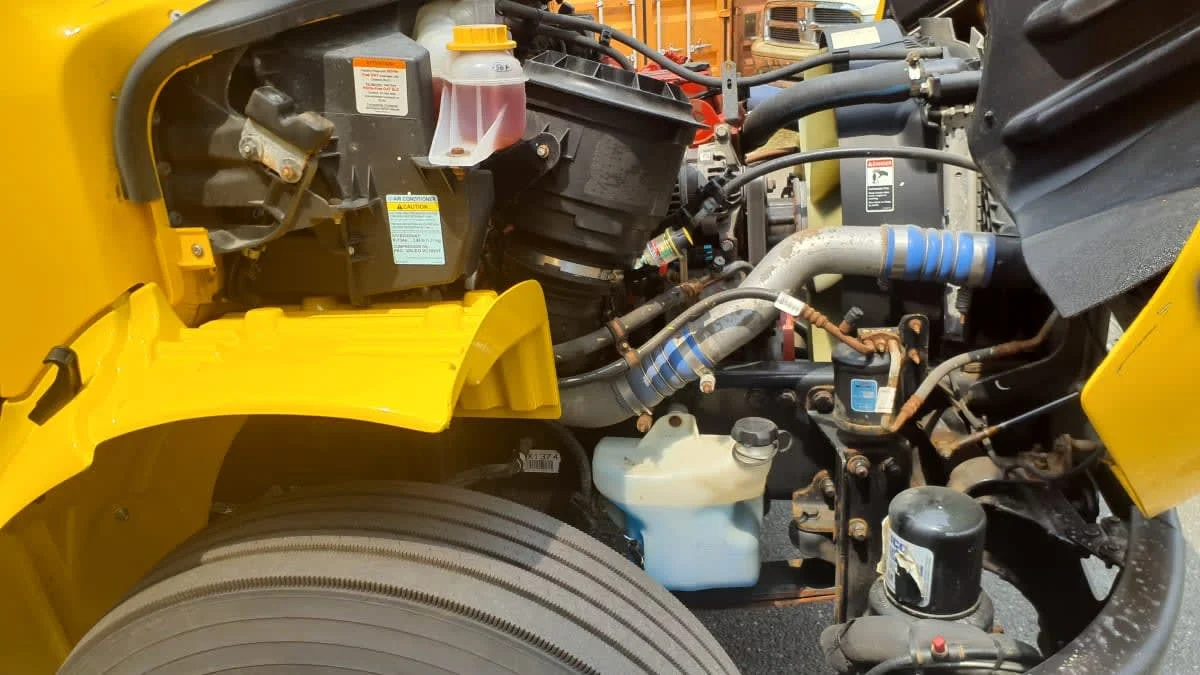 2021 Freightliner M2 106 in Springfield, MA — photo 14