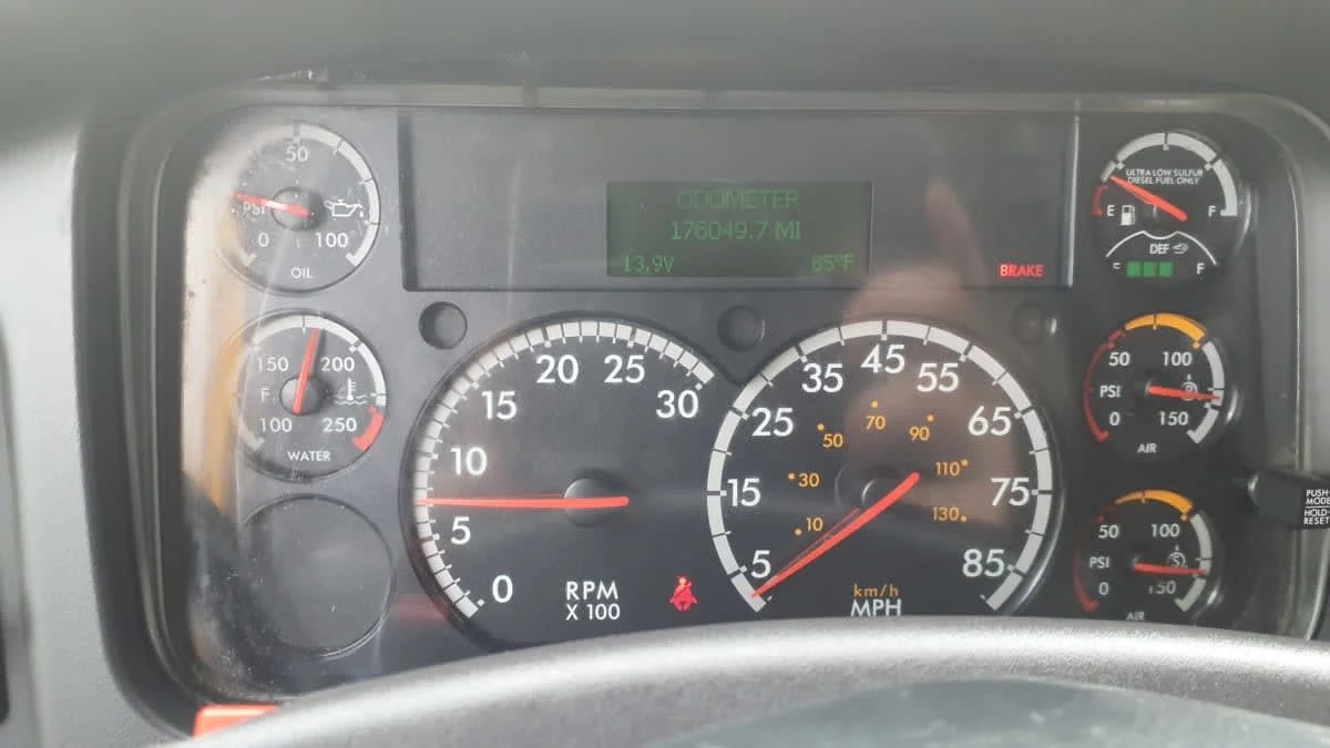 2021 Freightliner M2 106 in Springfield, MA — photo 11