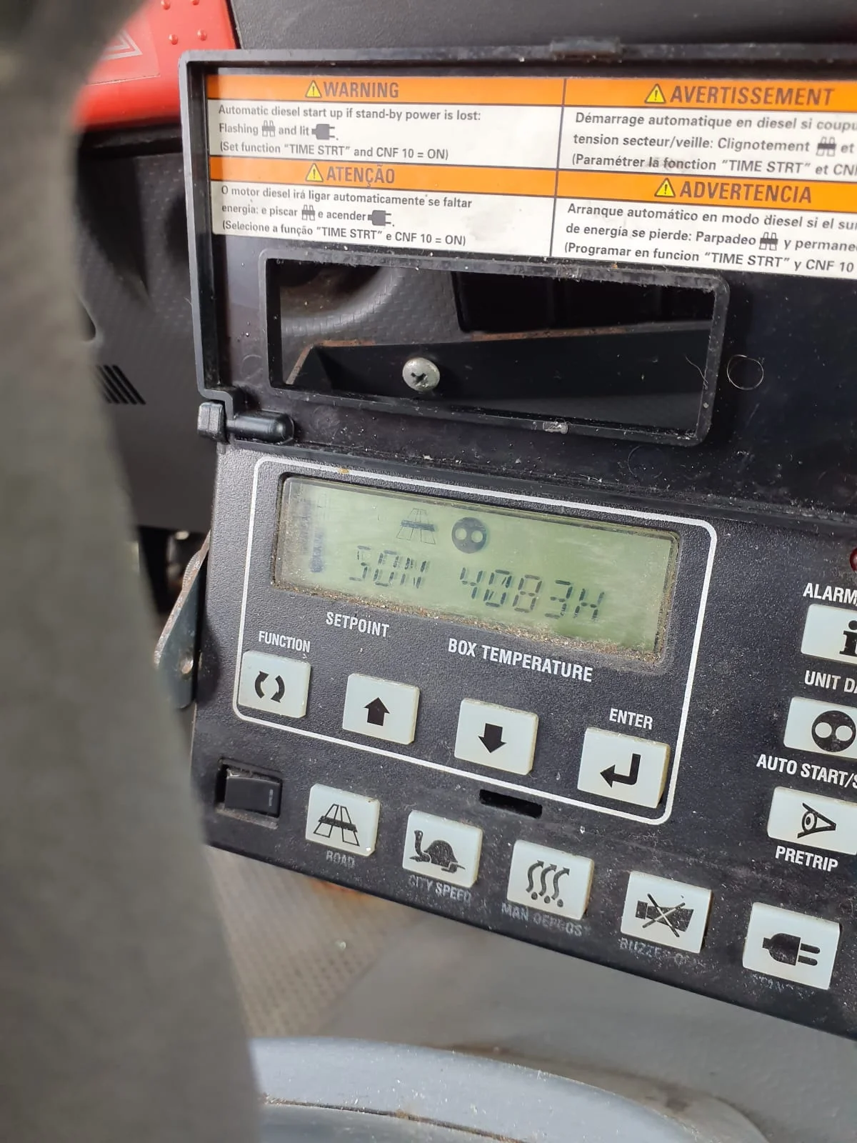 2017 Isuzu NPR - image 13