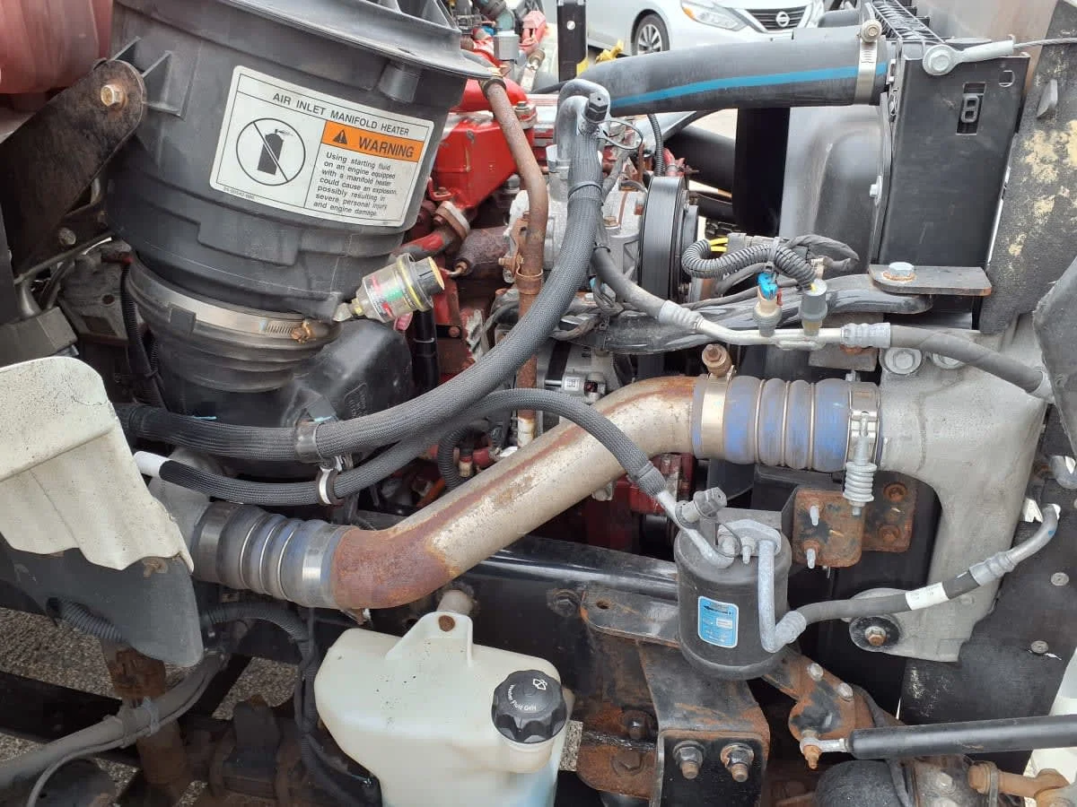 2018 Freightliner M2 106 - image 10