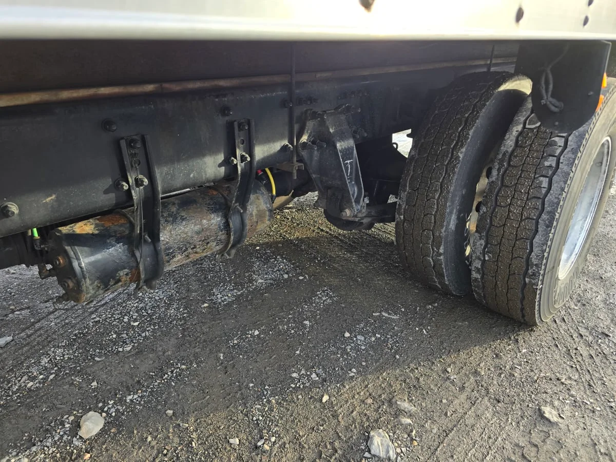 2019 Freightliner M2 106 - image 12