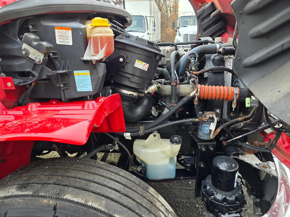 2019 Freightliner M2 106 - image 10