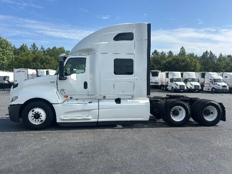 2020 International LT in Greensboro, NC — photo 4