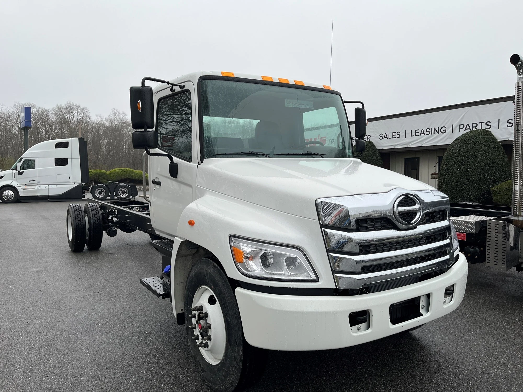 2026 Hino L6 in Souderton, PA — photo 2