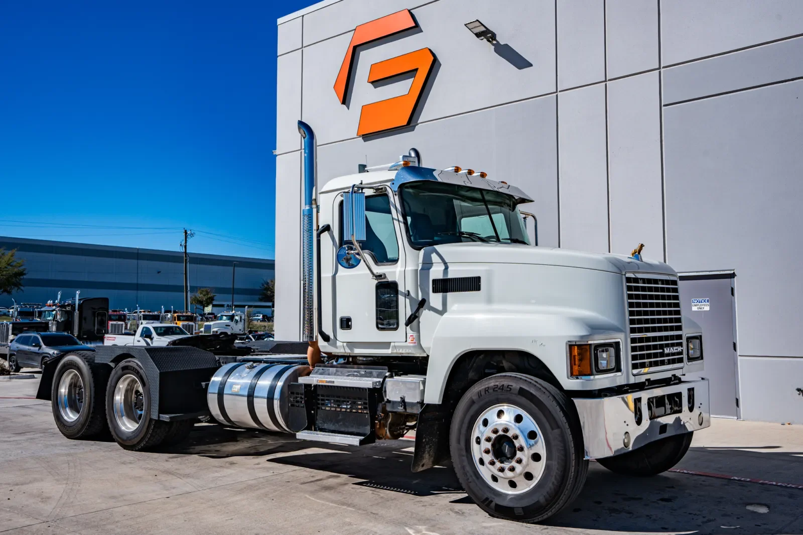 2019 Mack Pinnacle in Hutchins, TX