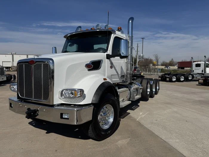 2026 Peterbilt 567 - image 2