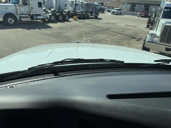 2026 Peterbilt 567 in Houston, TX — photo 14