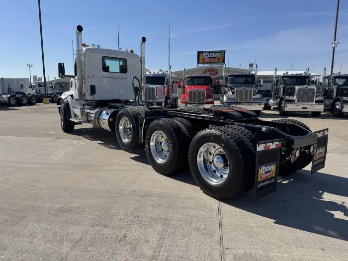 2026 Peterbilt 567 in Houston, TX — photo 4