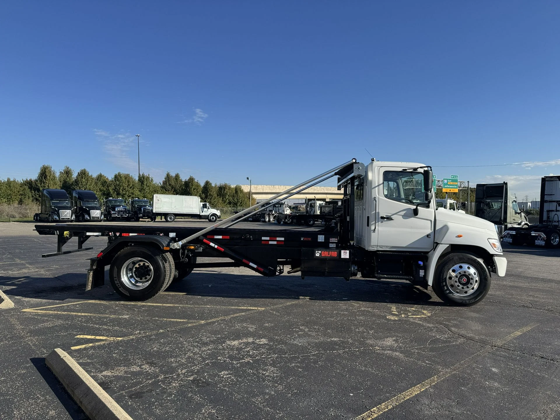 2026 Hino L7 - image 4