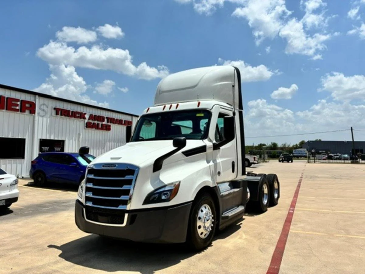 2021 Freightliner Cascadia