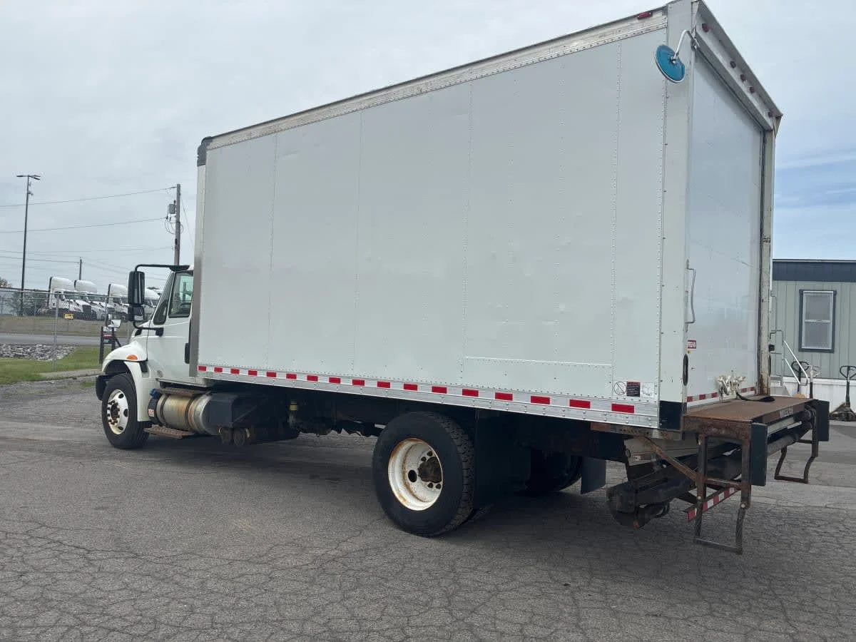 2018 International 4300 in Syracuse, NY — photo 6