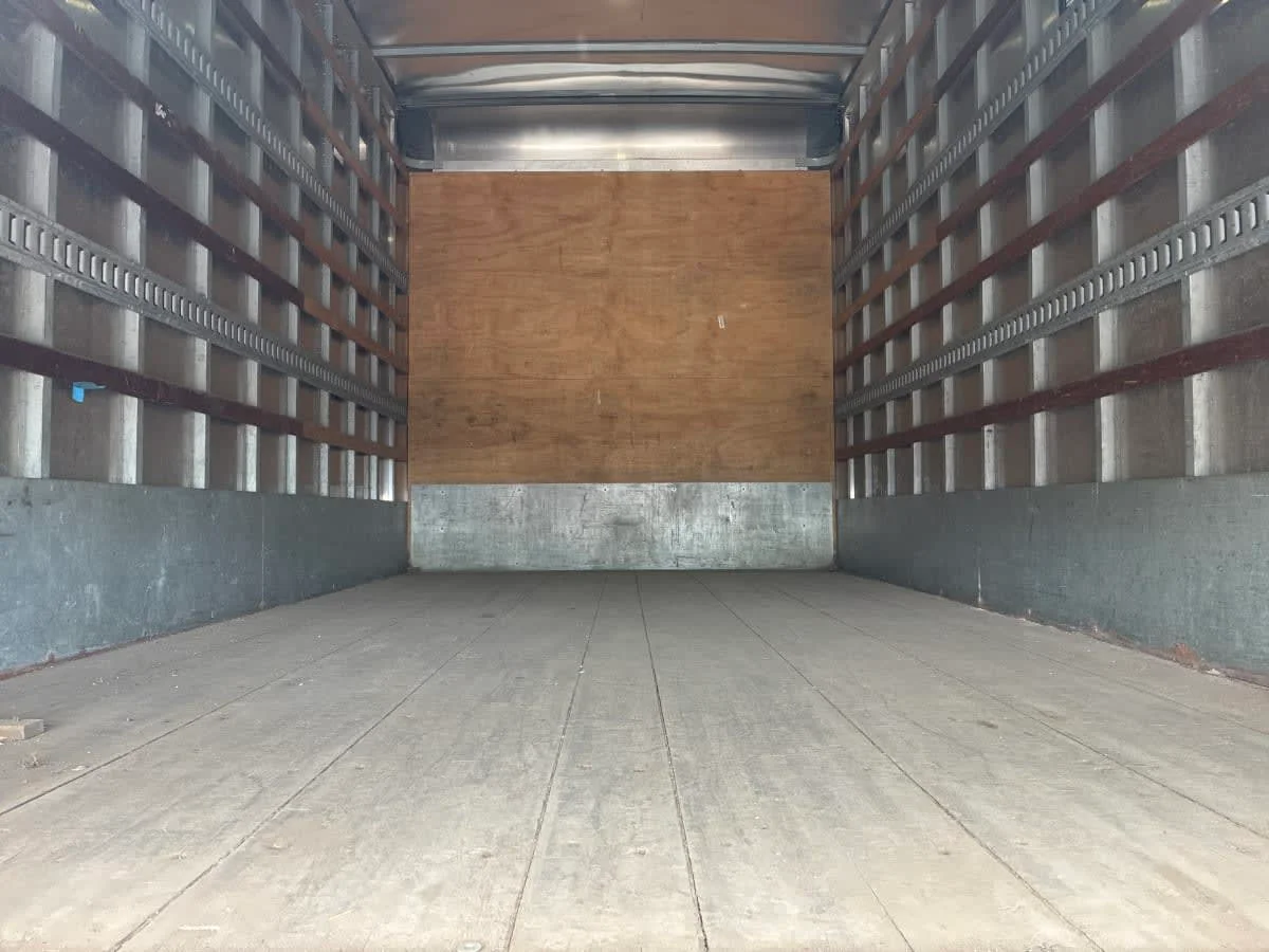 2018 International 4300 in Syracuse, NY — photo 8