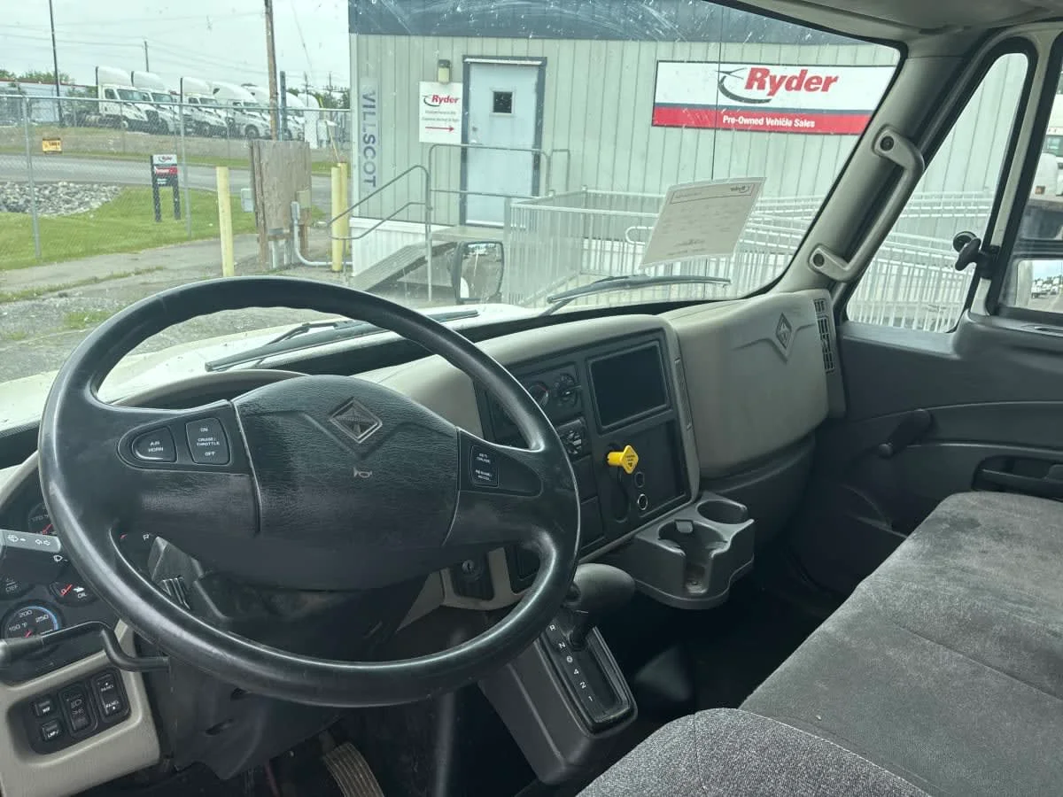 2018 International 4300 in Syracuse, NY — photo 7