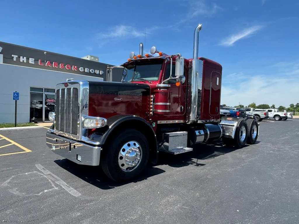 2016 Peterbilt 389