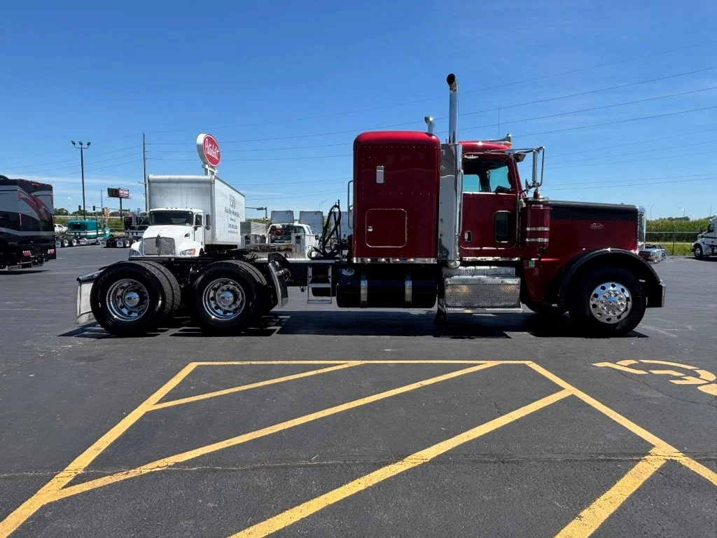2016 Peterbilt 389 in Springfield, MO — photo 6