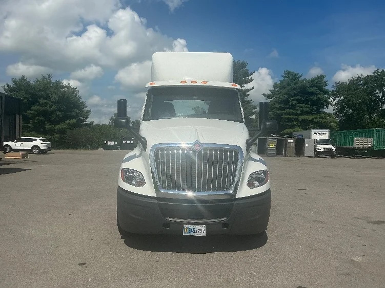 2019 International LT in Lexington, KY — photo 2