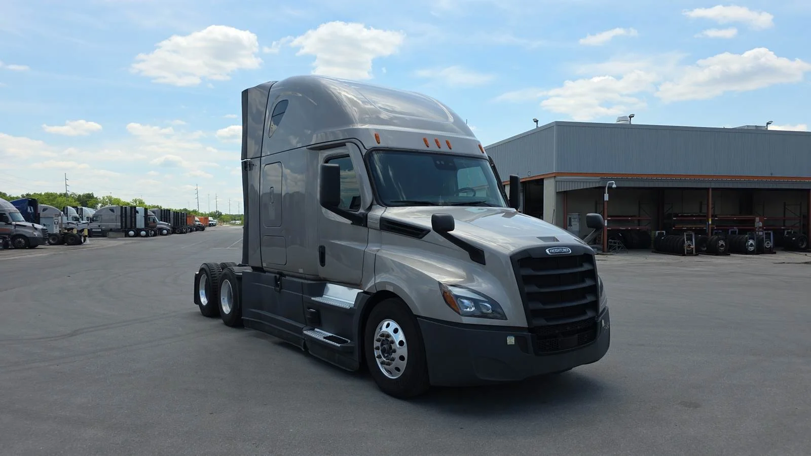 2024 Freightliner Cascadia in Indianapolis, IN