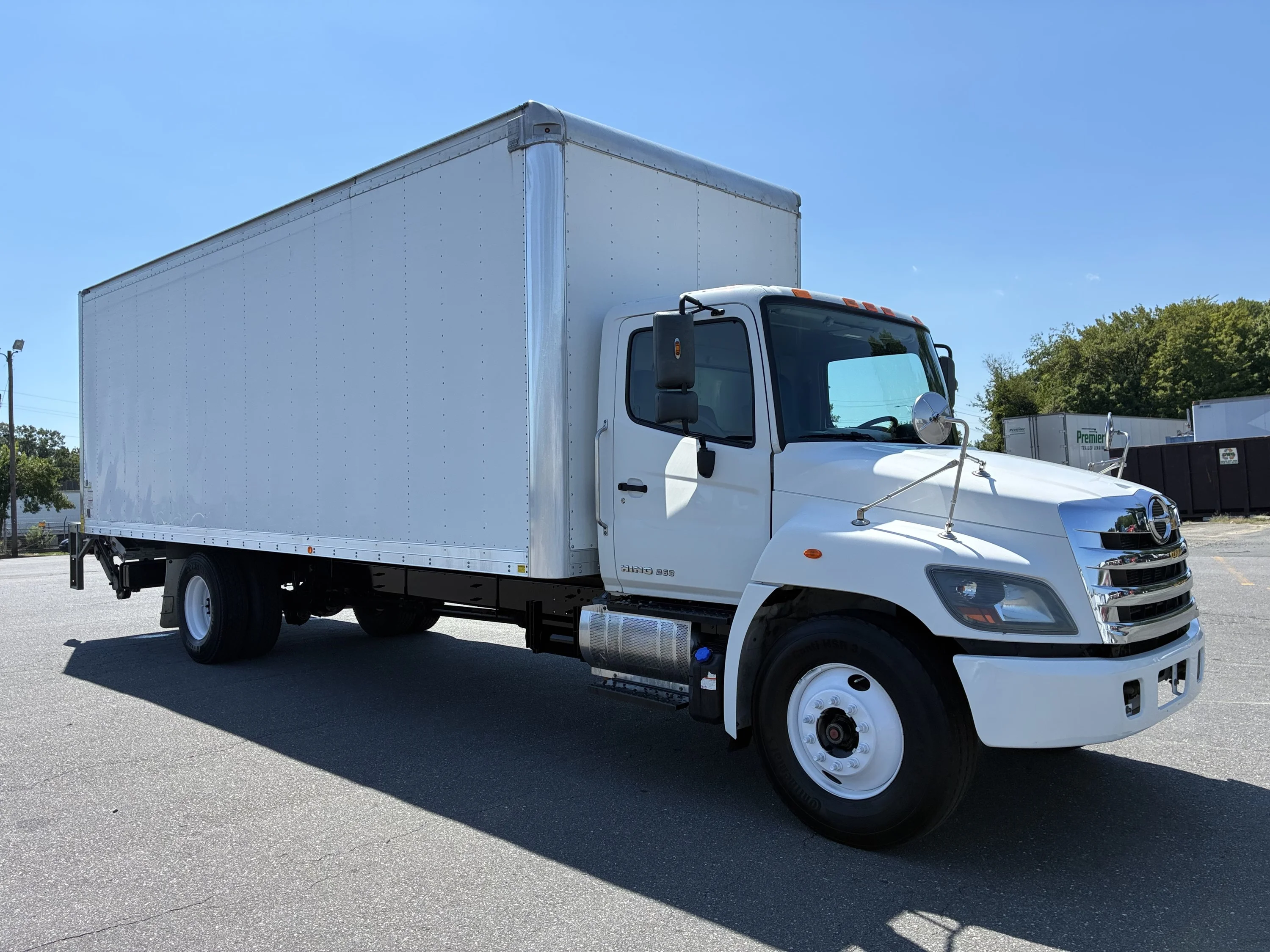 2020 Hino 268 in Charlotte, NC — photo 2