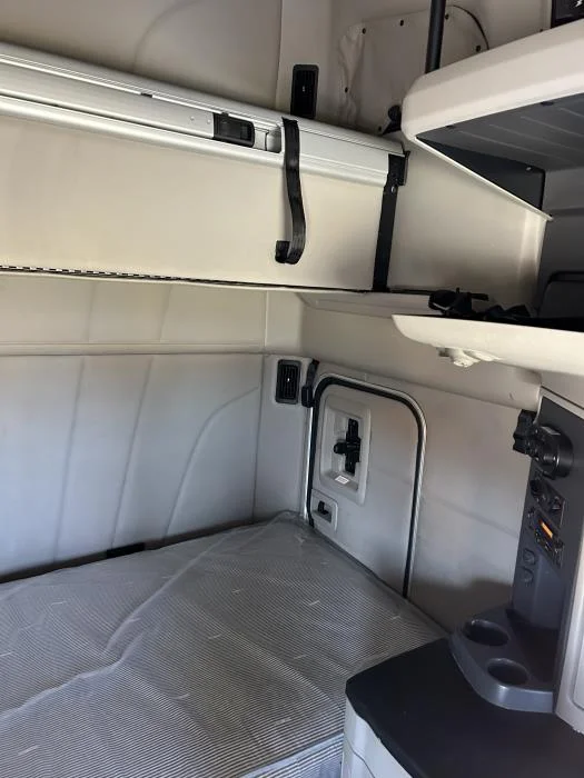 2022 Peterbilt 579 - image 20