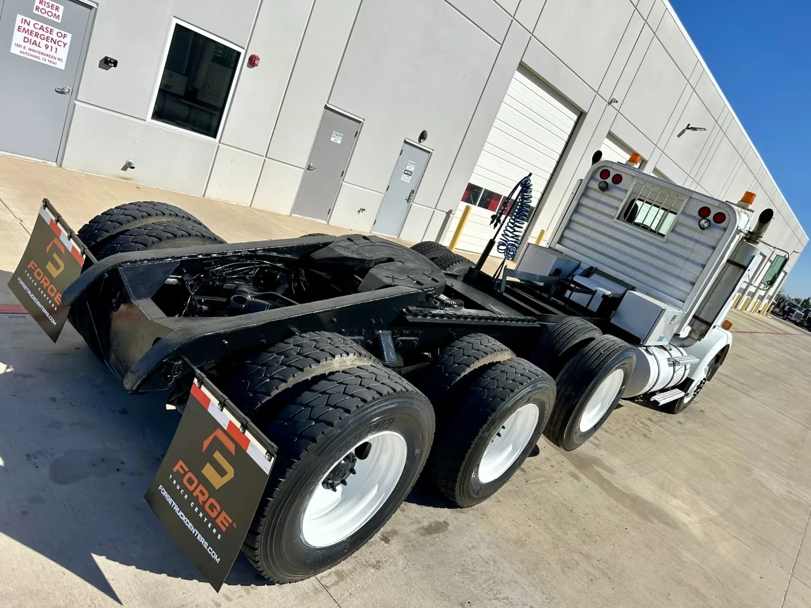 2001 Kenworth T800 in Hutchins, TX — photo 11