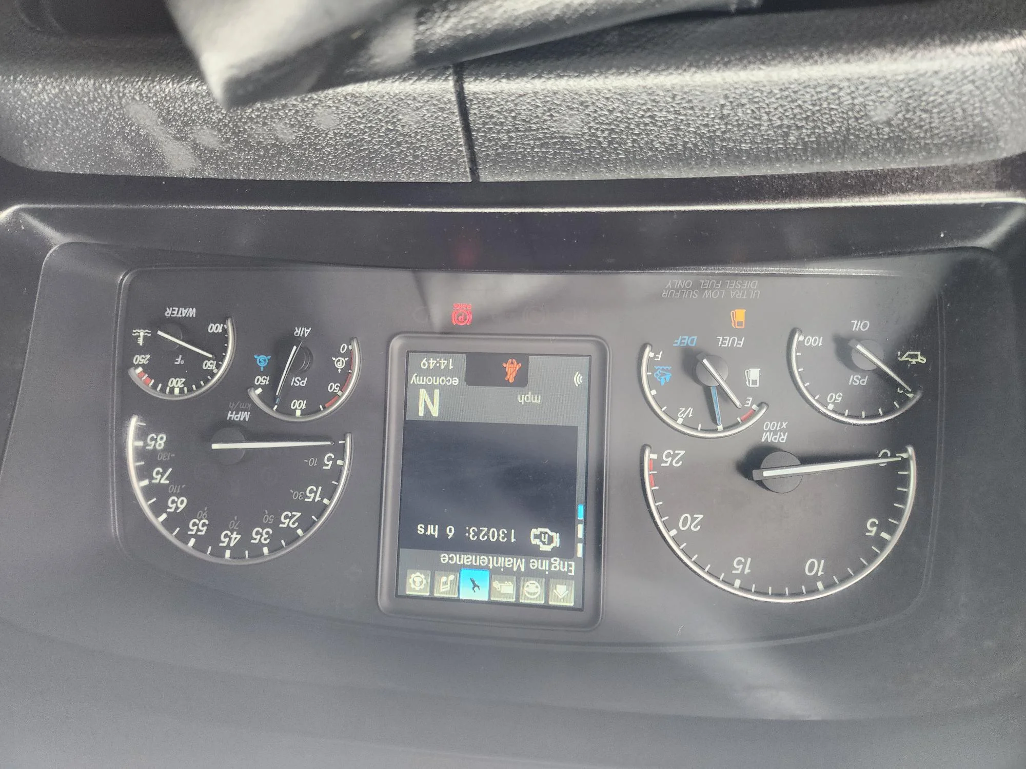 2023 Freightliner Cascadia in Fresno, CA — photo 22