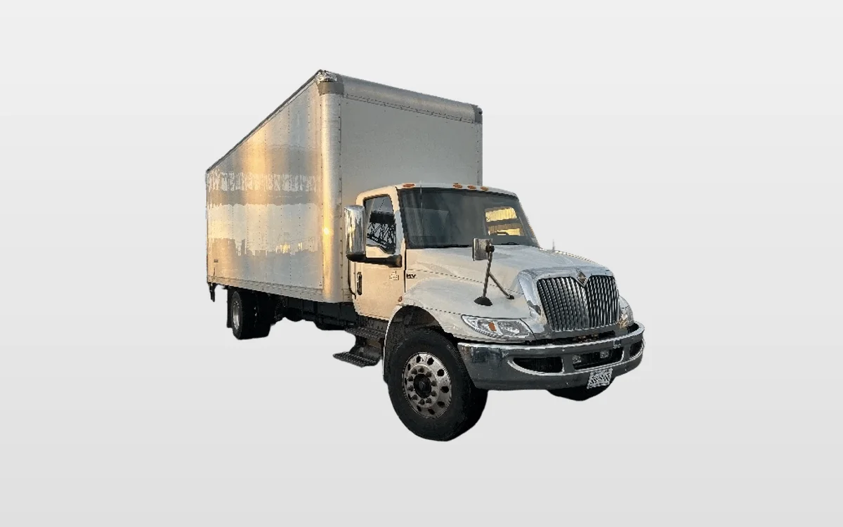 2022 International MV - image 1