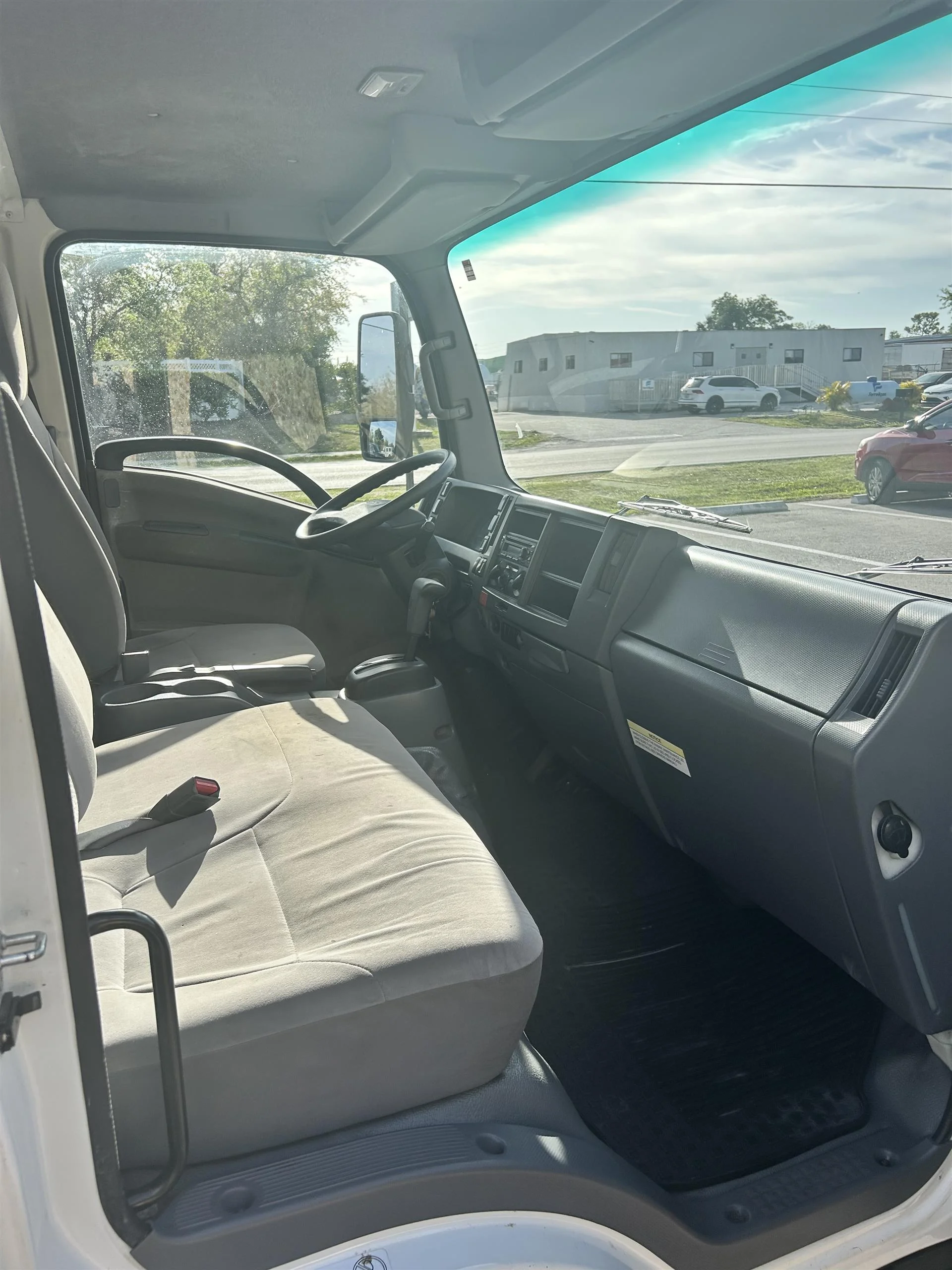 2018 Isuzu NPR in Fort Myers, FL — photo 6