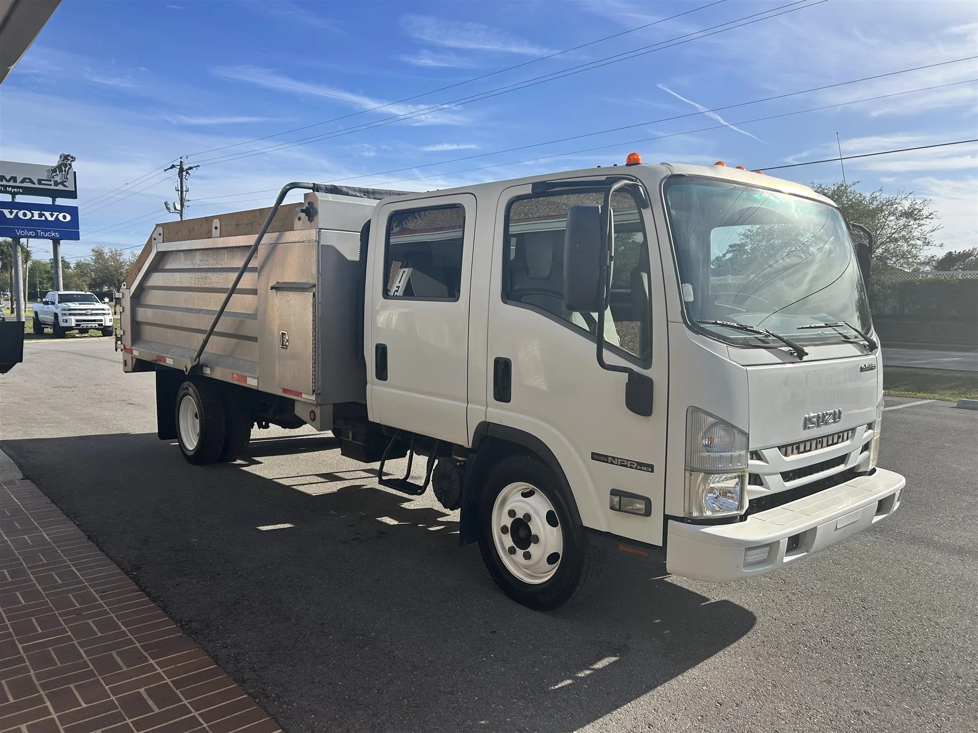 2018 Isuzu NPR in Fort Myers, FL — photo 5