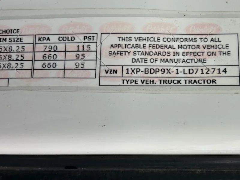 2020 Peterbilt 579 in Knoxville, TN — photo 5