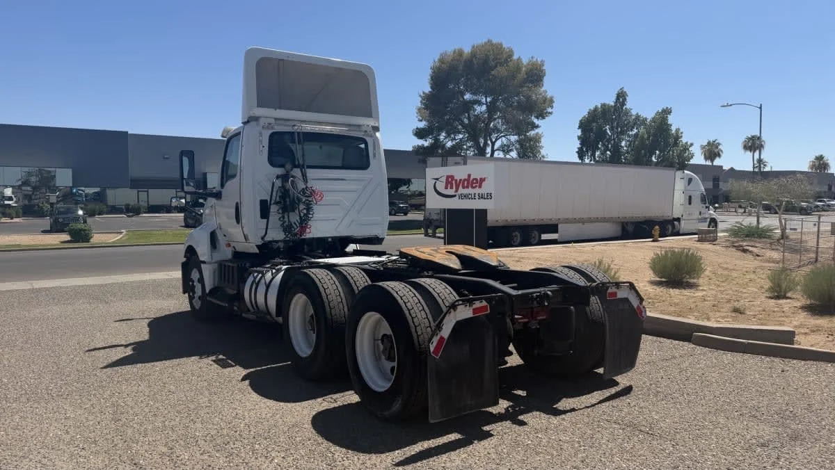 2019 International LT in Phoenix, AZ — photo 6