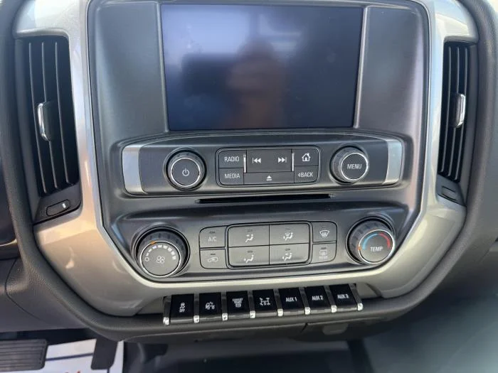 2025 International - image 6