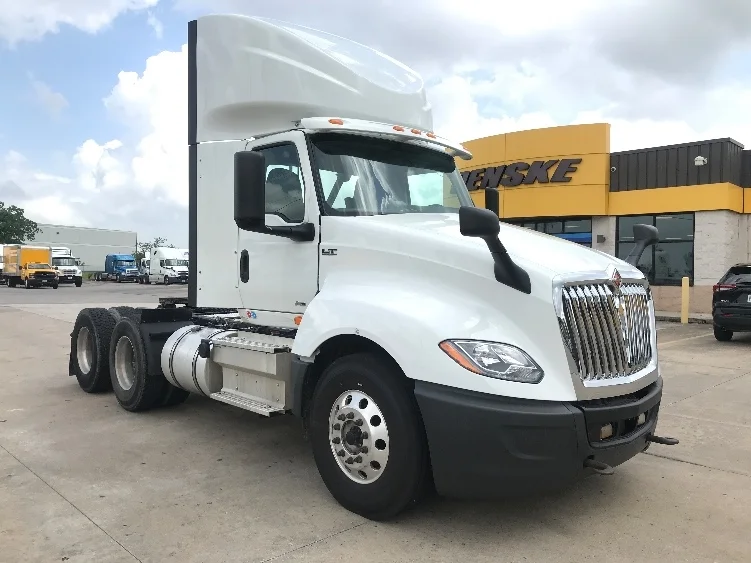 2018 International LT in Katy, TX