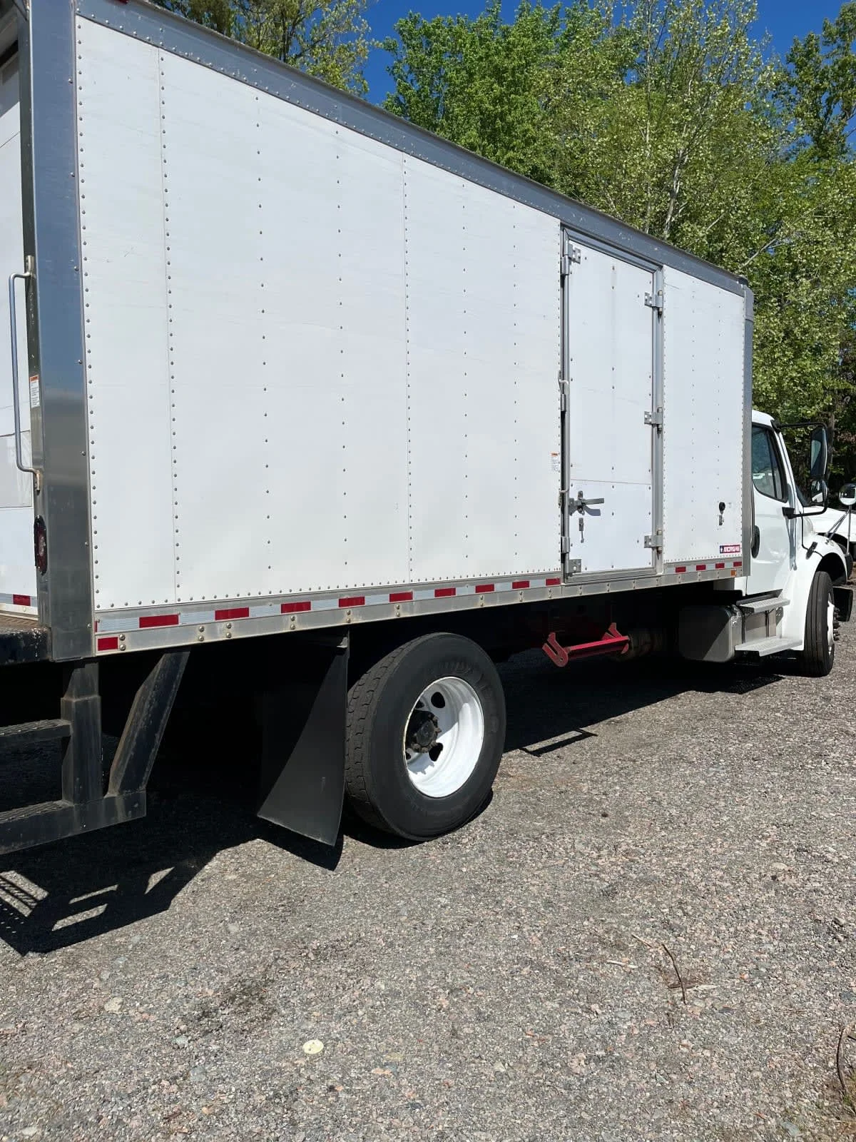 2018 Freightliner M2 106 in Ashland, VA — photo 4