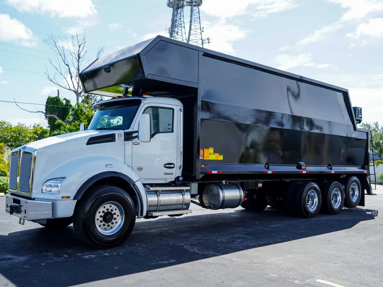2025 Kenworth T880 — photo 3