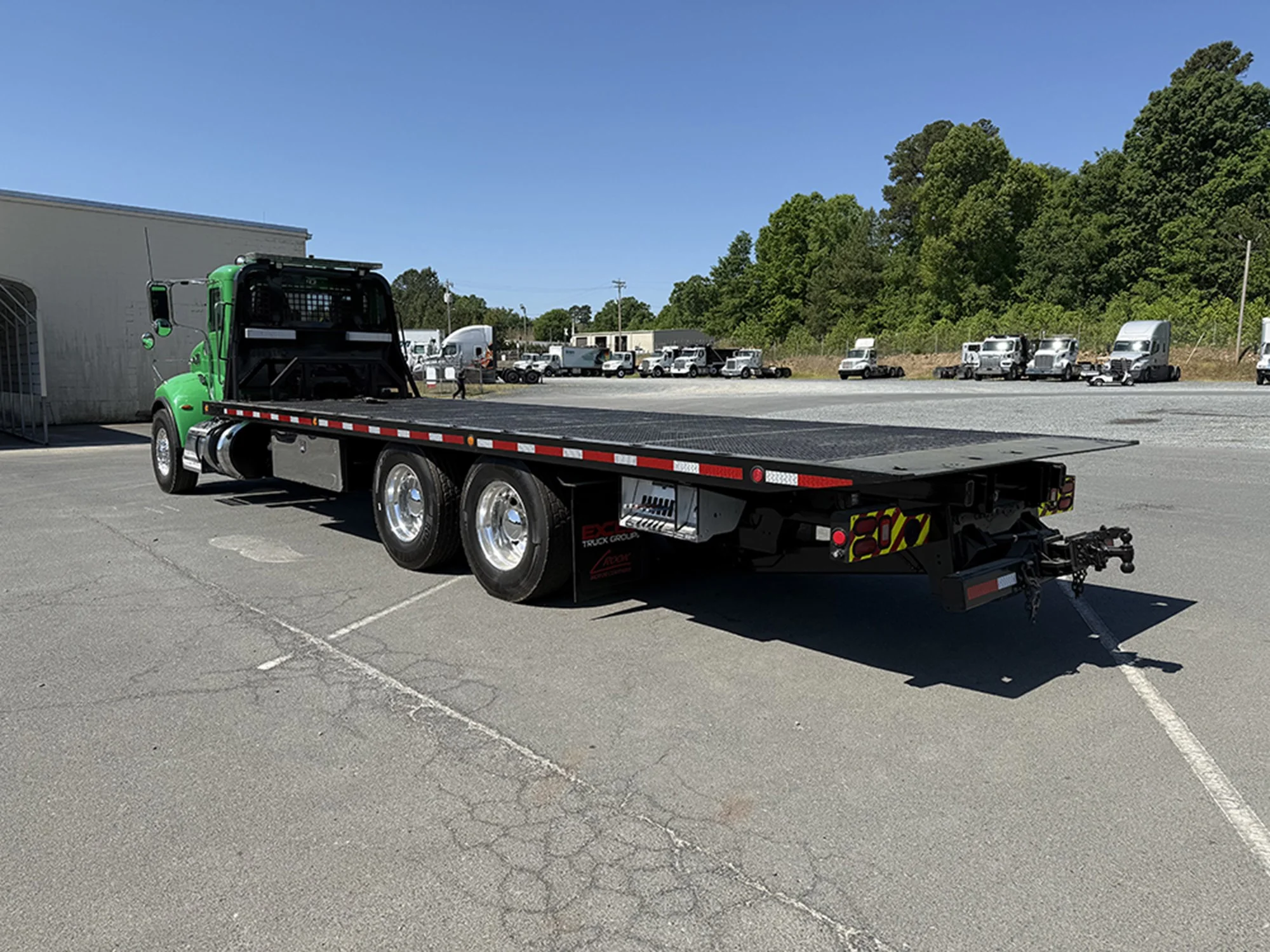 2018 Peterbilt 348 - image 6