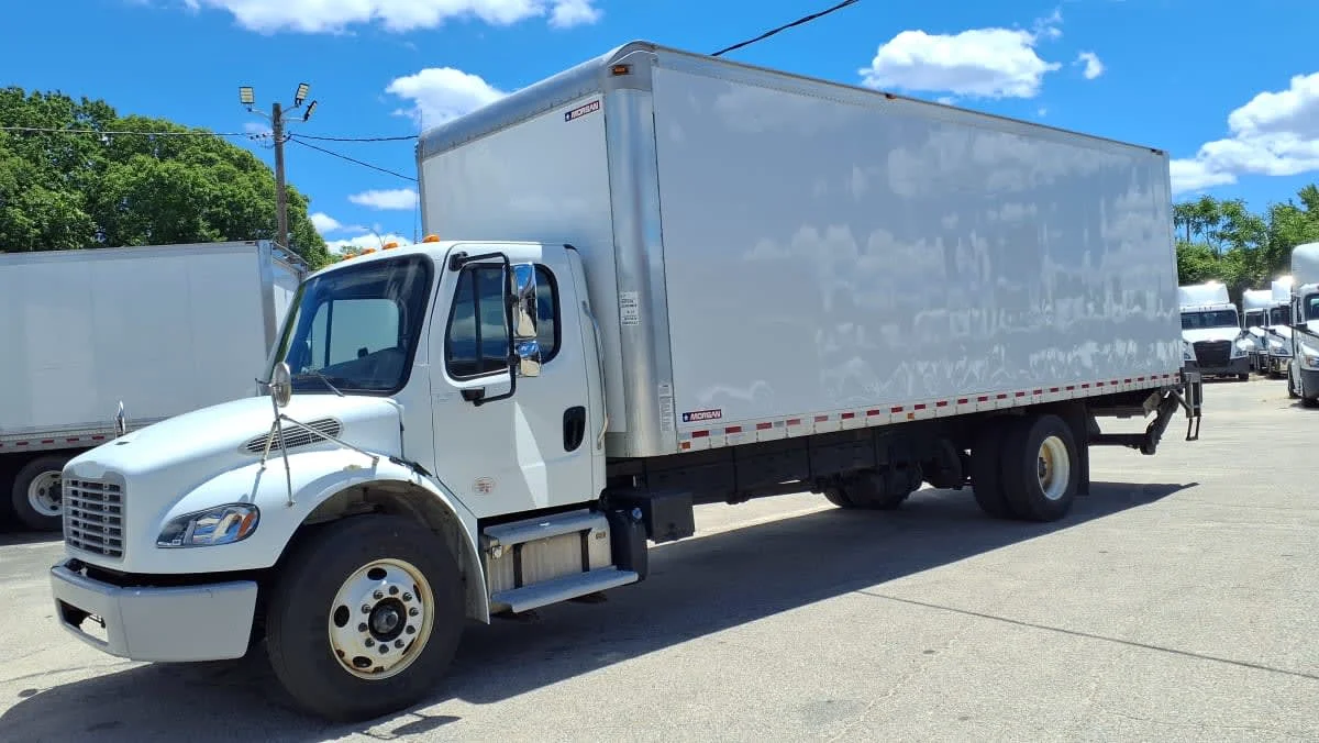 2019 Freightliner M2 106