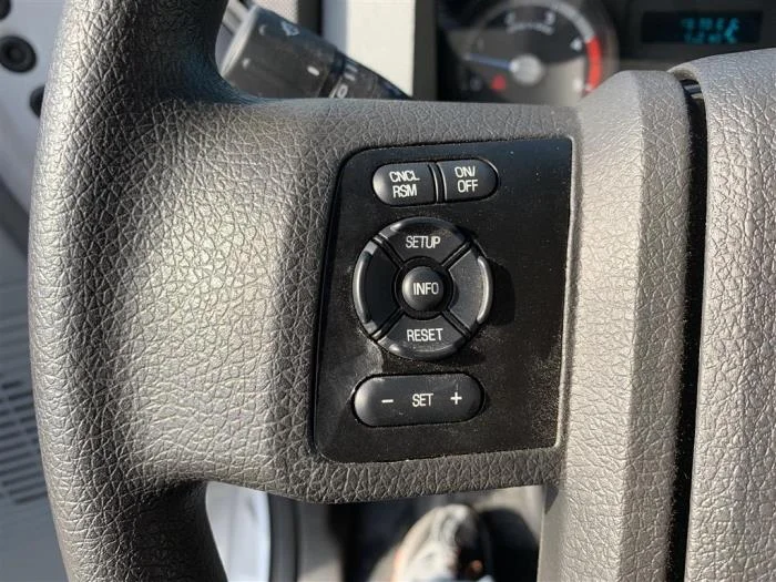 2027 Ford F-650 — photo 32