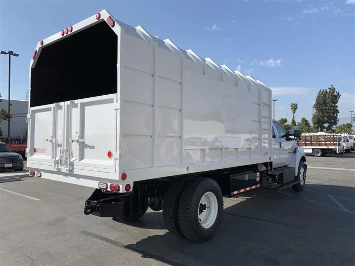 2027 Ford F-650 — photo 5